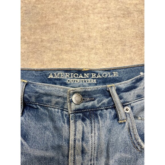American Eagle Outfitters Hi-Rise Girlfriend Distressed Thrashed Jeans 10 Short - Picture 5 of 12